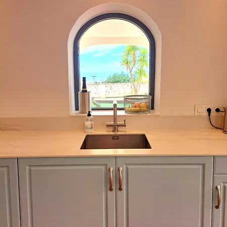 - Mediterranean With Private Pool - Villa *