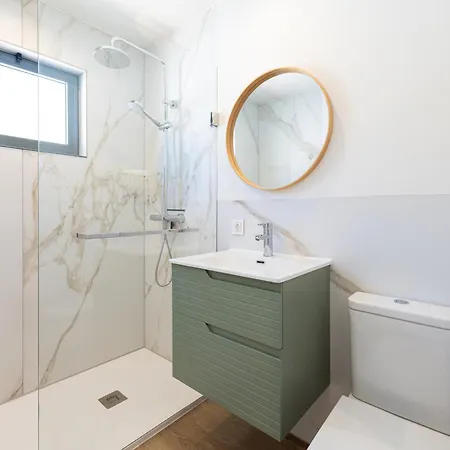 וילה - Mediterranean With Private Pool - *