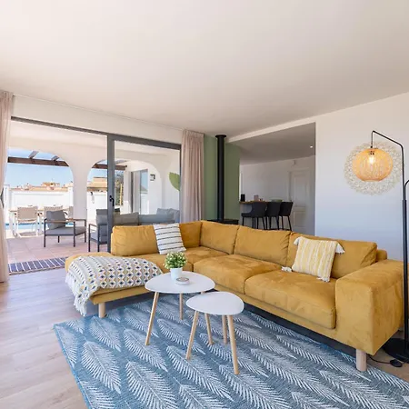 - Mediterranean With Private Pool -