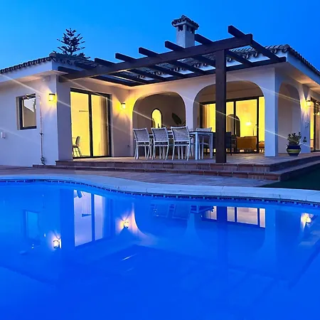 - Mediterranean With Private Pool - Fuengirola
