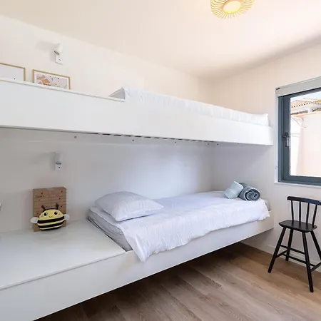 וילה - Mediterranean With Private Pool -