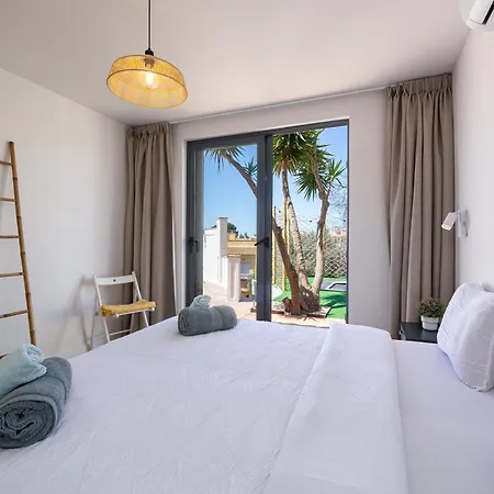 וילה - Mediterranean With Private Pool -