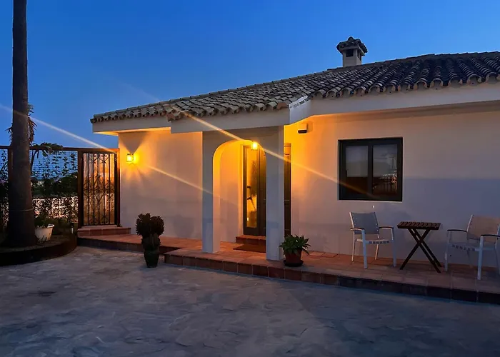 - Mediterranean With Private Pool - Фуэнхирола