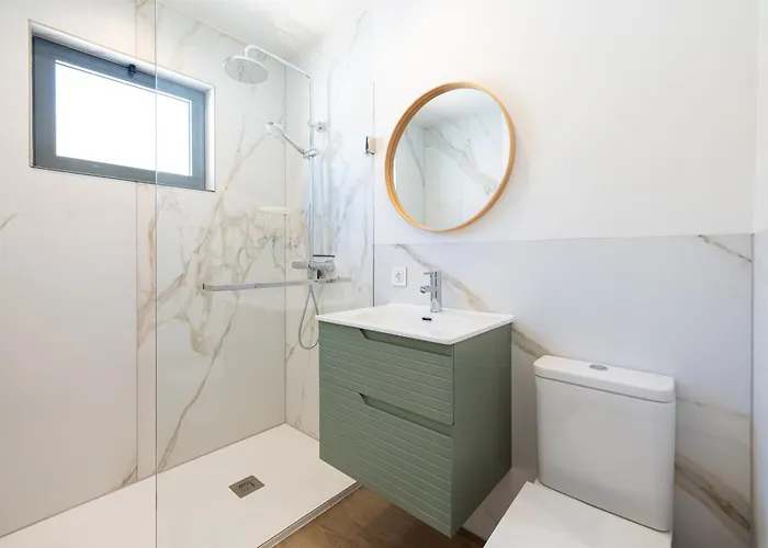 וילה - Mediterranean With Private Pool - *