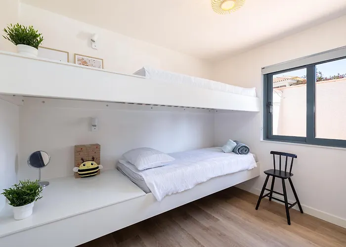 וילה - Mediterranean With Private Pool -